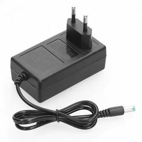 Multispannungs-Lithium-Akkuladegerät 16,8 V/18 V/21 V mit Sicherheitsfunktionen