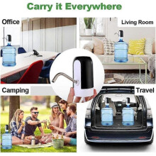 Distributore d'acqua elettrico a pompa per campeggio, portatile e ricaricabile, con beccuccio in acciaio inox.