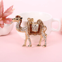 (Gold) Crystal Camel Keychain - Lightweight Party Gift
