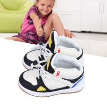 Kinderschwarze High-Top-Sportschuhe mit Schnürung, Gummisohle, Größe 25