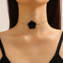 (Black) Women\'s Floral Necklace for Masquerade & Banquet