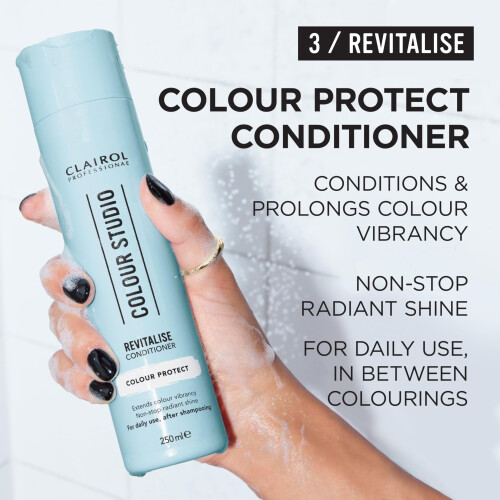 Clairol Clairol Professional Colour Studio | Step 1