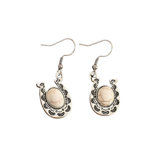 (4474) Bohemian U-Shaped Alloy Earrings with Pine Stone