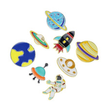 8Pcs Children Brooch Cartoon Spaceman Alloy Mini Brooch Assorted Color