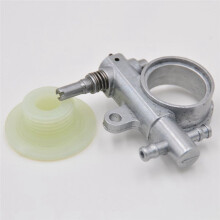 8 Set 2500/3800 Chainsaw Spare Parts Chainsaw Oil Pump with Worm Drive Gear Fit for Chain Saw 25CC/38CC