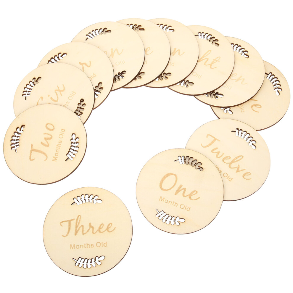 1Set Baby Monthly Milestone Wooden Name Signs Baby Photo Prop Beige Solustre