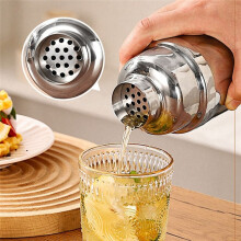 Stainless Steel Shaker European Style Non-Magnetic Fancy Cocktail Shaker Hand Shaker Bar Supplies 550ml