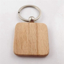 200Pcs DIY Blank Wooden Key Chain Square Carved Key Ring Wooden Key Ring About 40 x 40 mm