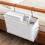 borsa organizzatore in feltro per letto con supporto guide (bianco) 3