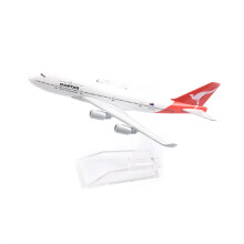 (038)JASON TUTU 16cm Qantas Boeing 747 Airplane Model Airplane Diecast Metal 1/400 Scale Planes