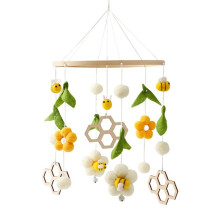 Baby Bed Rattle Bed Bell Toys Bee Animals Shape Newborn Crib Mobile Rattle Wool Balls Beads Bed Bell for Baby