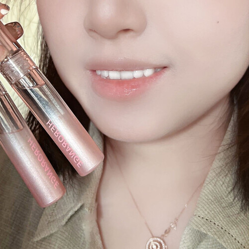 (01) Silky Hydrating Lip Glaze - Valentine\'s Gift