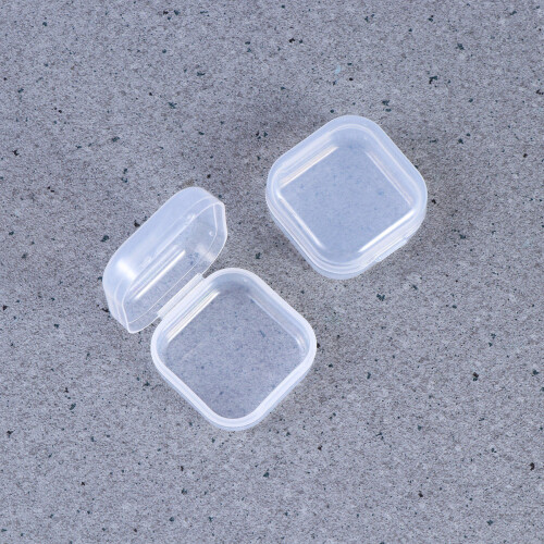 30Pcs Square Transparent Plastic Boxes with Lids for Family Storage 2