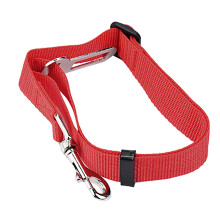 Strong Nylon Dog Seatbelt 17.7-28.3in Retractable Safety Red