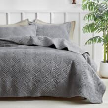 King Size Grey Velvet Quilt Set with Modern Geometric Wave Pattern, 3 Piece All Season Bedding