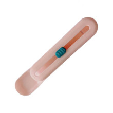Rosa tragbarer Katzen-Strippenlöffel mit Druckknopf, ergonomischer Plast-Futternapf für Haustiere