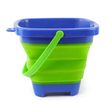 6PCS Foldable Bucket Foldable Pail Bucket Sand Buckets Silicone Collapsible Bucket for Kids Beach Camping 2L