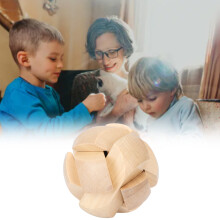 Holz-Kopfnuss-Puzzle in Fußballform für Erwachsene, tragbar & fein gearbeitet