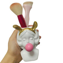 Vase décoratif créatif, vase multifonctionnel en résine compacte et légère, idéal pour la chambre ou le bureau. Surface finement polie,