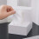 Modernes Design: Faltbare Taschentuchbox aus Kunststoff 4
