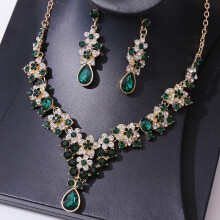 (KC gold and white diamond green diamond) Bridesmaid Rhinestone Necklace & Earrings Set