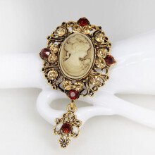 (scrap metal) Vintage Brooches for Coats & Jackets
