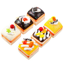 Cupcake-Attrappen aus PU, 6er-Pack, mehrfarbig, 6 x 5 x 5 cm
