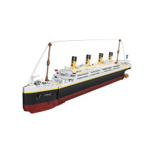 Titanic Building Blocks Set 2022 Pieces, Detailed Replica Model  for Adults, Compatible with Major Brands