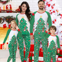 (Girls, 8Y) 2-teiliges Familien-Weihnachtspyjama-Set – gemütliche Urlaubs-Loungewear mit festlichem Baum- und Rentier-Print, lange Ärmel,