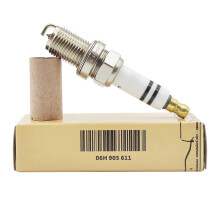 (4PCS)Iridium Spark Plug 06H905611 For Audi A4 A5 1.8L 2.2L TFSI TT VW Passat CC Golf Tiguan 06H 905