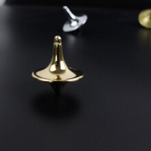 (Gold)1Pcs Fingertip Spinning Top Metal Gyro Great Accurate Silver Spinning Top Hot Movie Totem Print