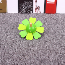 (green)Kids Wooden Toys Flower Rotate Spinning Top Classic Toys For Chidren Develop Intelligence Education