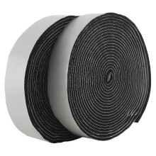 Tesniaca páska na gril, samolepiace tesnenie na dvierka udiarne a rúry, 450 cm x 2,8 cm polyesterové vlákno, 2 kusy, čierna
