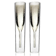 Flûte da champagne con design a doppia parete isolante, realizzate a mano in vetro senza piombo, riutilizzabili per brindisi a feste e matrimoni.
