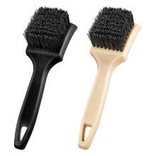 Brosse de nettoyage intérieur pour véhicules avec poignée ergonomique et poils en nylon résistants, pour voitures et camions.