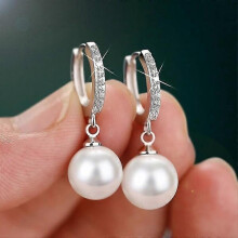 Oorbellen van sterling zilver met natuurlijke zoetwaterparel, 925 zilver en zirkonia, sieraden voor dames, geschikt voor feestjes.
