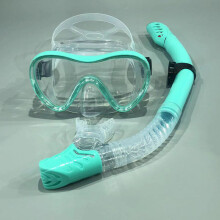 Professionelles Schnorchelset für Erwachsene, beschlagfreier und auslaufsicherer Silikon-Schnorchelkörper mit Taucherbrille und Tauchermaske