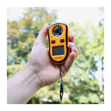 Anemometro Digitale Portatile per Velocità Vento Corrente/Media/Max e Temperatura, per Montagna Vela
