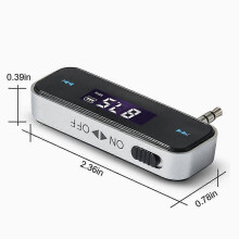 Auton FM-lähetin LCD-näytöllä, yhteensopiva älypuhelimien kanssa, 12–24 V langattomaan musiikin siirtoon 3,5 mm:n AUX-liitännän kautta