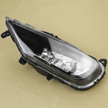 Faro fendinebbia a LED compatibile con Volvo, ricambio diretto con codici specifici 31434666 e 31434667.