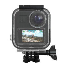 Waterdichte behuizing compatibel met GoPro Max 360, dubbel vergrendelingsmechanisme voor bescherming tijdens het duiken, inclusief lensdop.