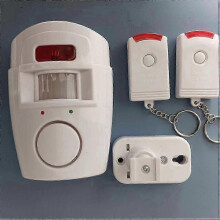 Luid alarm met sirene van 105 dB, draadloze paniekknop, witte YL-105 behuizing met 6V-voeding.