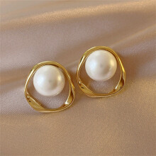 Geometric Pearl Stud Earrings for Party & Show
