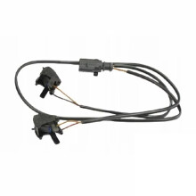 Hood Spray Nozzle 7M3955986 7M3955986B 7M3955181C for Charon (7M) 2004-2005