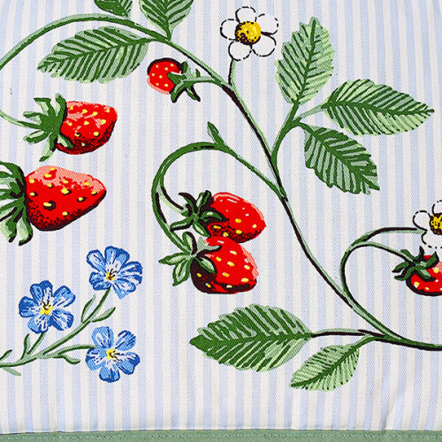 Ulster Weavers Strawberry Patch Tea Cosy 2