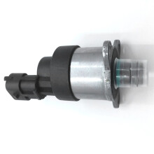 Fuel Pressure Regulator Valve OEM 0928400548 for XC70 S60 V70 S80 2.4 5D 30731748 0928400616