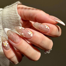 Press On Nails Medium Almond French Tip with White Flower Design Reusable Acrylic Fake Nails 24PCS
