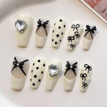 (S) Wave Point White Fake Nails for Stage Wear