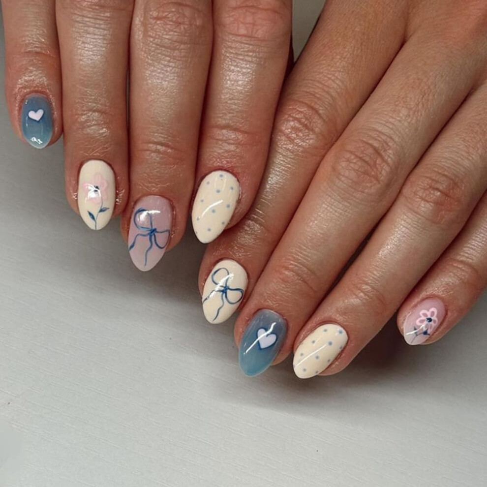 30Pcs Short Almond Press On Nails with Bow and Heart Acrylic Designs, Reusable Glue On Fake Nails for Women