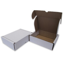 W.E. Roberts Pack of 50 Die Cut Postal Mailing Cardboard Boxes White (170 x 140 x 55mm)